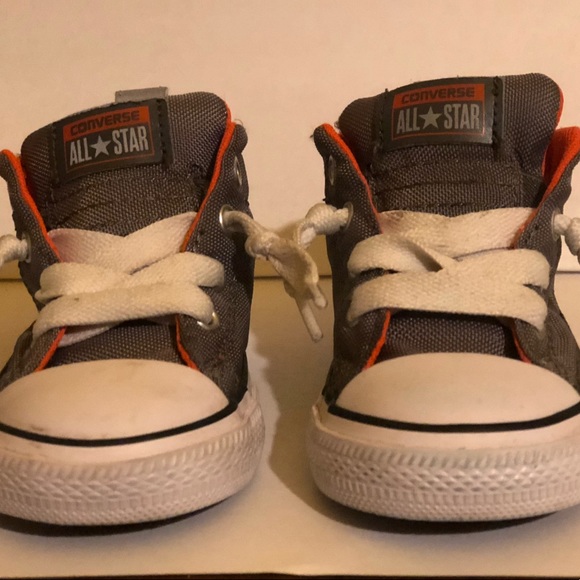 Toddler converse all stars - Picture 2 of 6